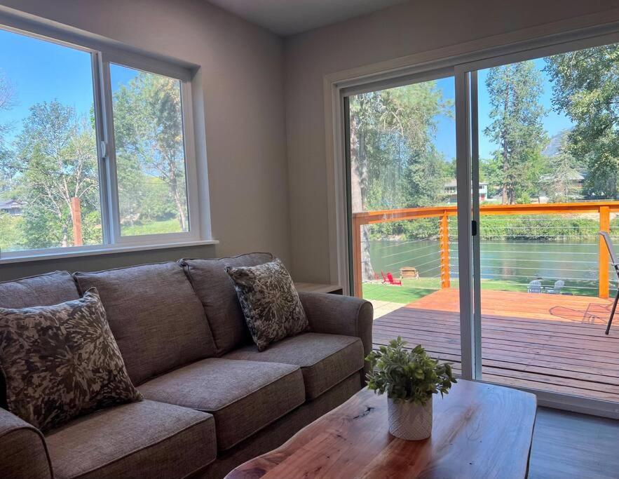 Deluxe Cabin 1 - Rogue River Resort Грант-Пасс Экстерьер фото